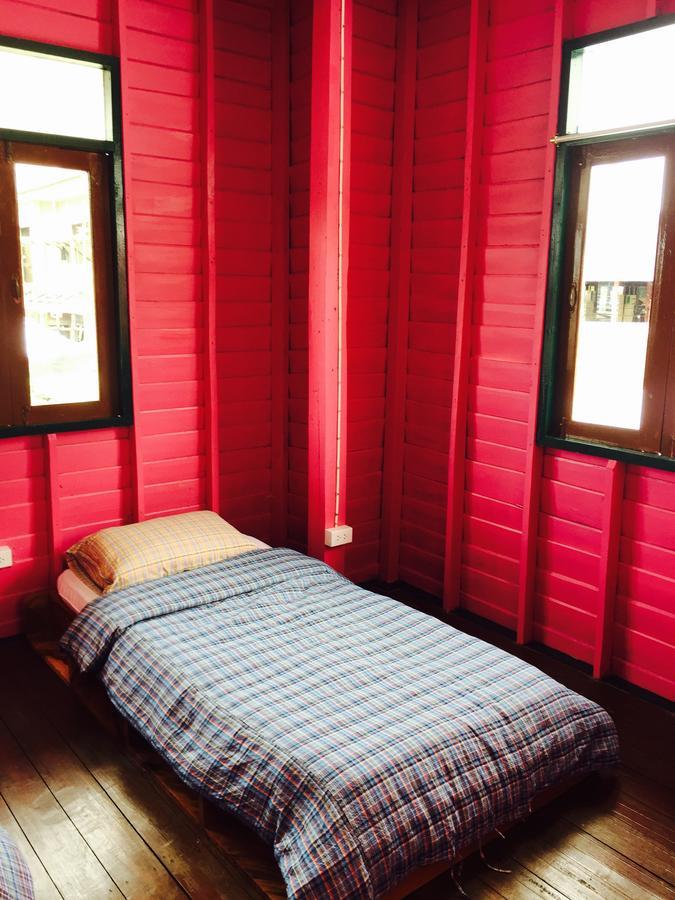 Bed Time Hostel Chiangrai تْشينيغْرايْ المظهر الخارجي الصورة