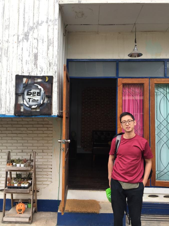 Bed Time Hostel Chiangrai تْشينيغْرايْ المظهر الخارجي الصورة